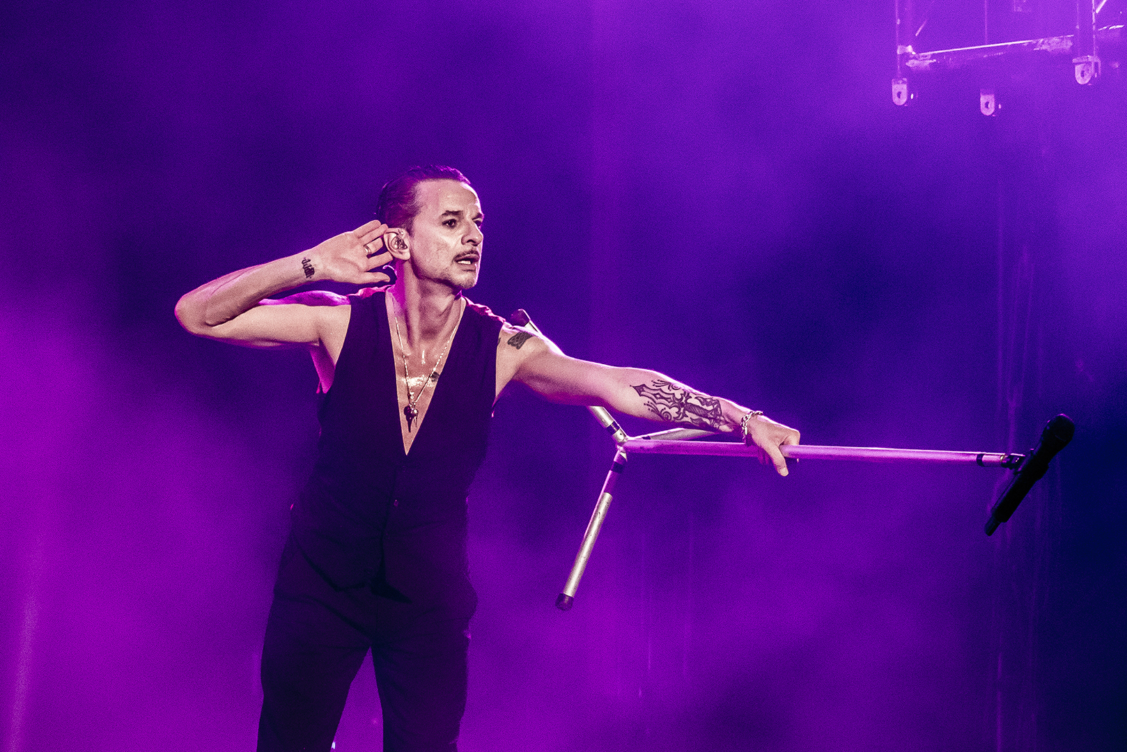 Depeche Mode, Budapešť, 22. 05. 2017 photos by Roland Kilian