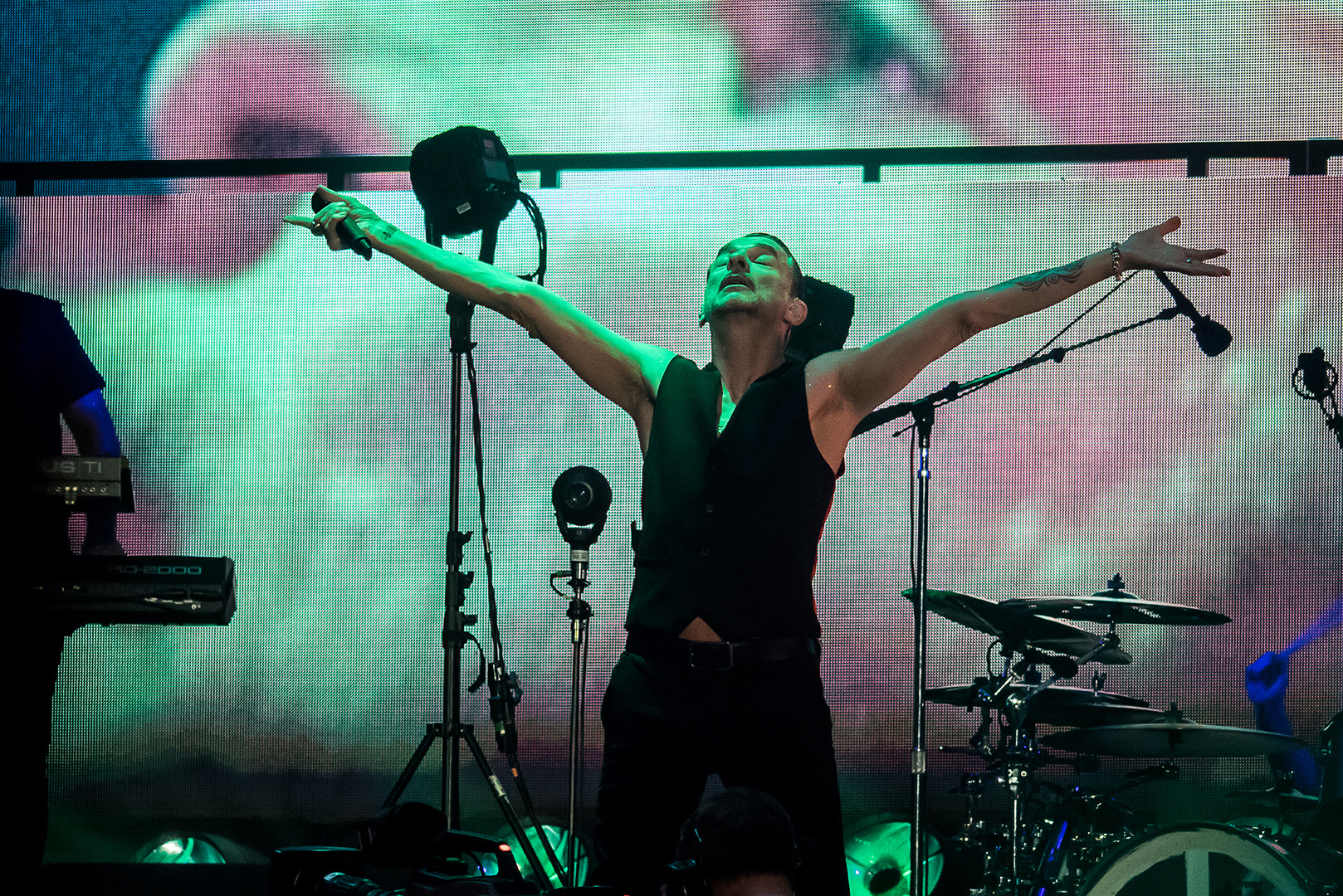 Depeche Mode, Budapešť, 22. 05. 2017 photos by Roland Kilian