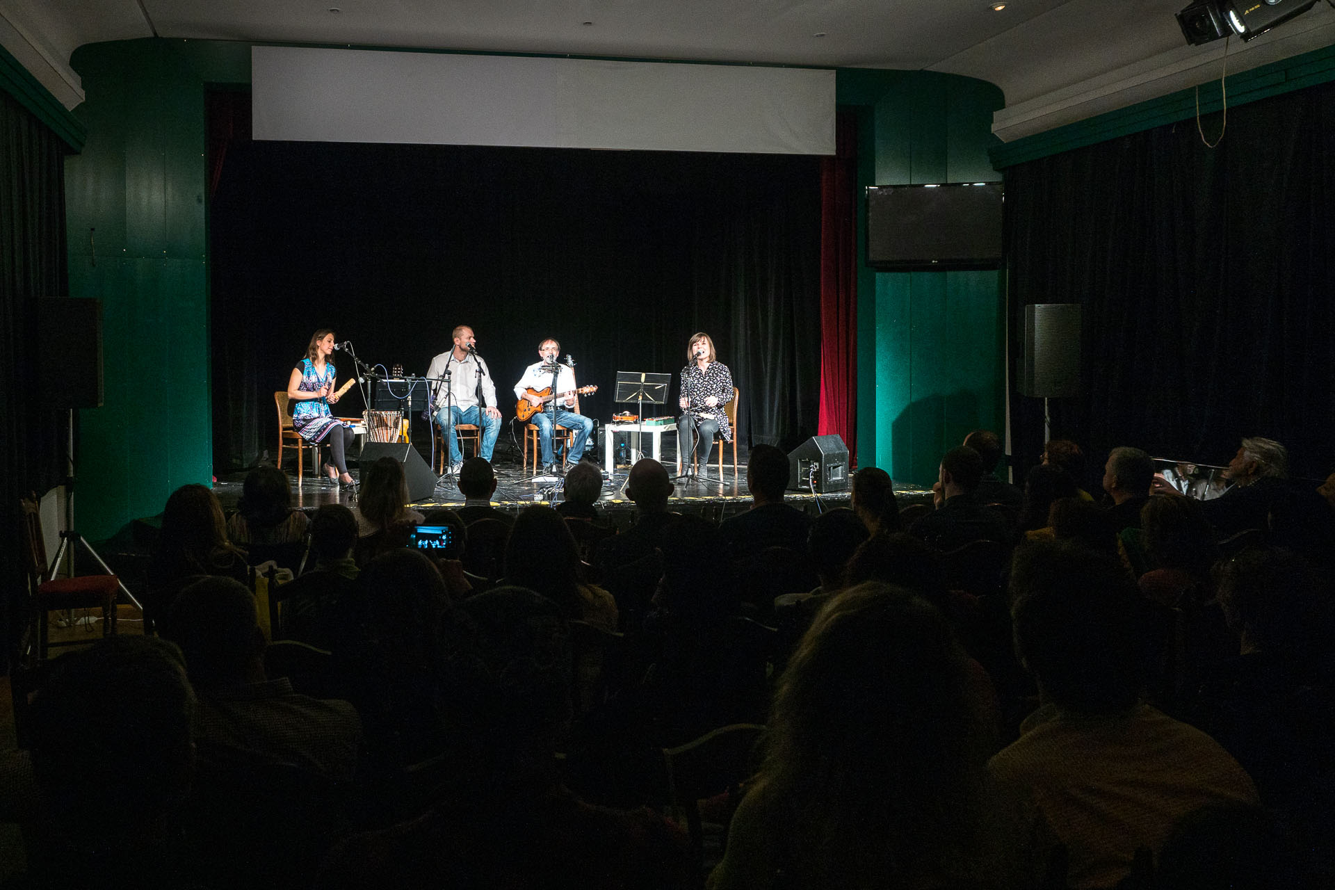 Péter, vystúpenie, Márai Stúdió, Kassa, 12. 04. 2019