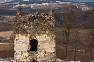 Hrad Šariš z Veľkého Šariša (Šariš)