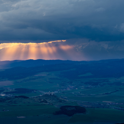 Blížiaca sa búrka nad Tatrami