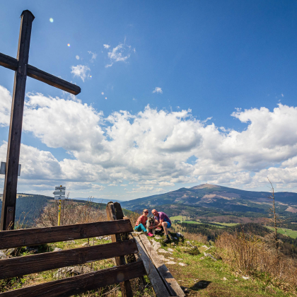 Na Ondrejisku (Borovniaku), v pozadí Kráľova hoľa