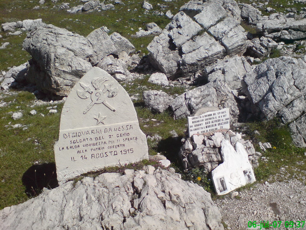 Via De Luca (Dolomity)