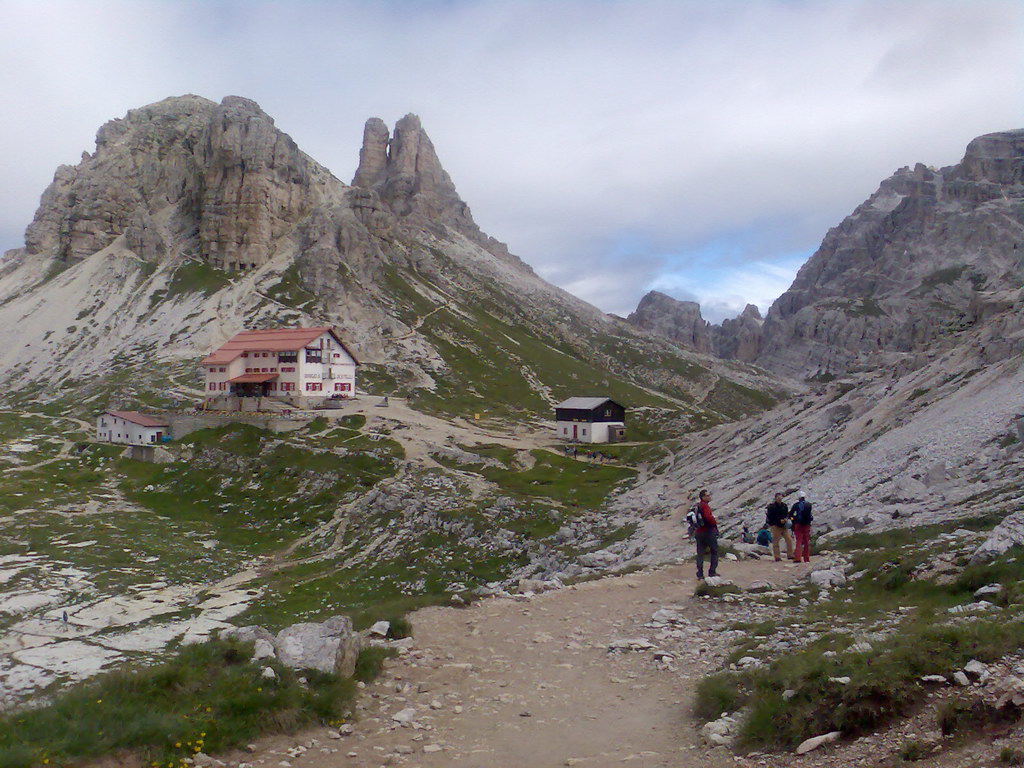 Via De Luca (Dolomity)