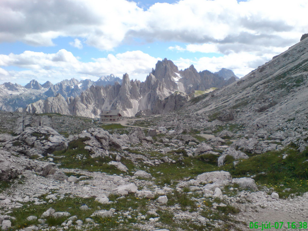 Via De Luca (Dolomity)