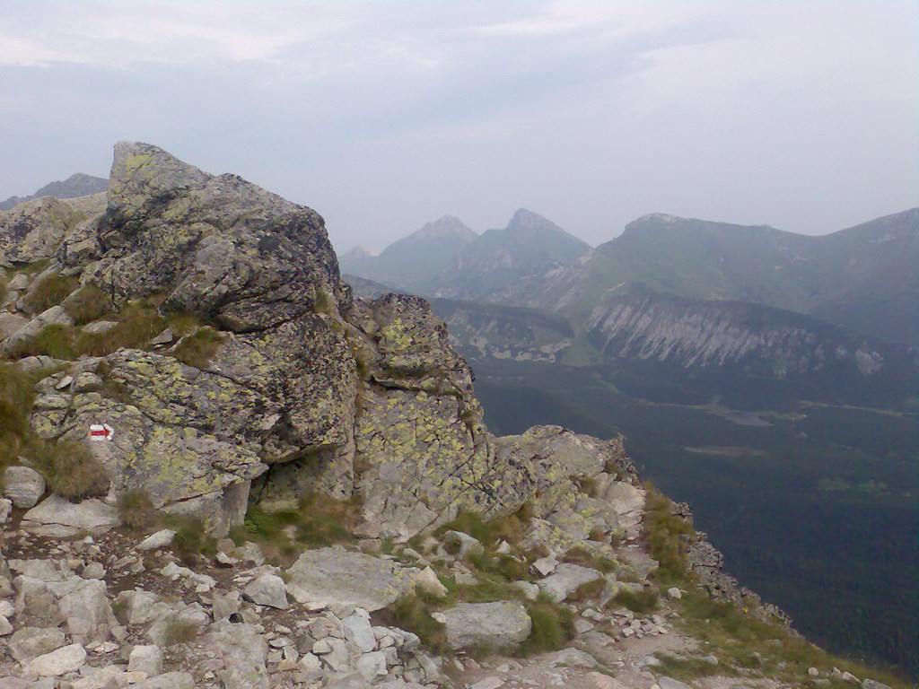 Jahňací štít zo Skalnatého plesa (Vysoké Tatry)