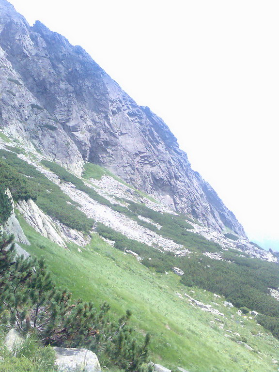 Jahňací štít zo Skalnatého plesa (Vysoké Tatry)