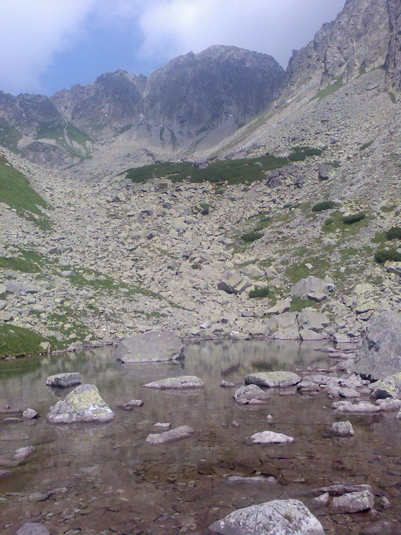 Jahňací štít zo Skalnatého plesa (Vysoké Tatry)