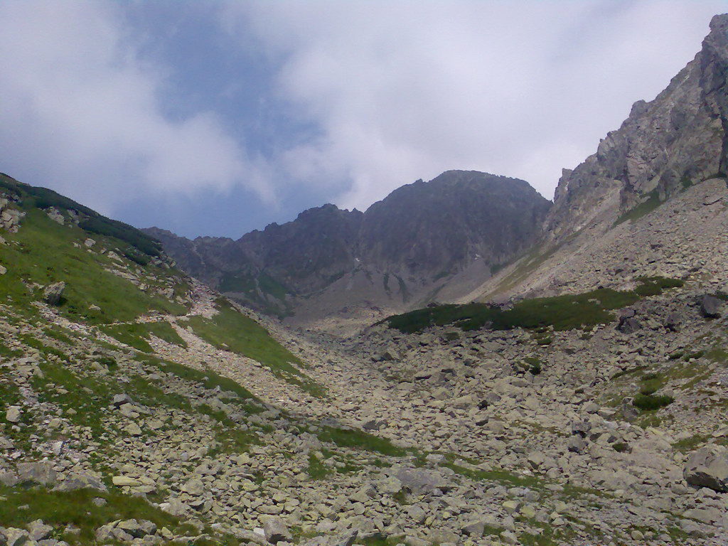 Jahňací štít zo Skalnatého plesa (Vysoké Tatry)