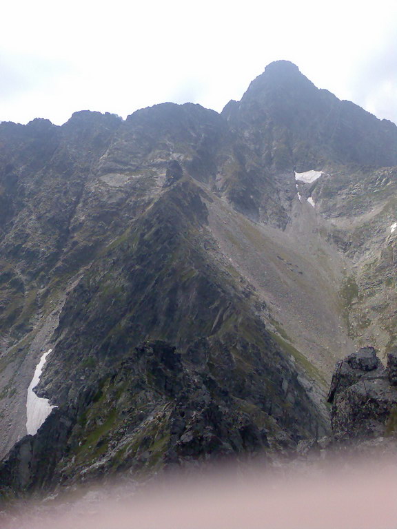 Jahňací štít zo Skalnatého plesa (Vysoké Tatry)