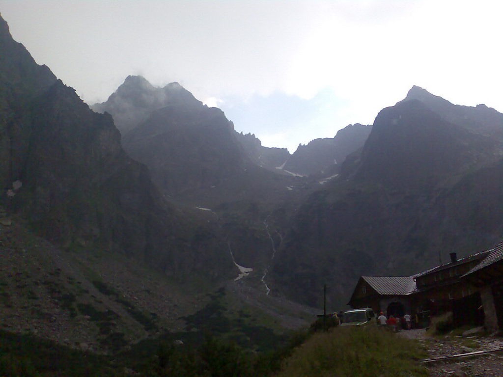 Jahňací štít zo Skalnatého plesa (Vysoké Tatry)