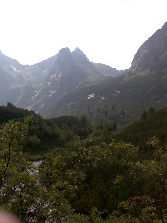 Jahňací štít zo Skalnatého plesa (Vysoké Tatry)