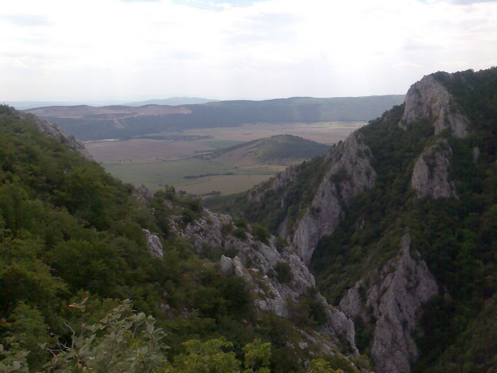 Jelení vrch z Medzeva (Slovenský kras)