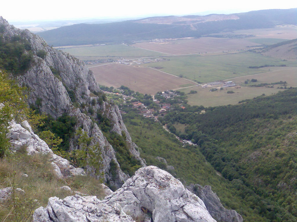 Jelení vrch z Medzeva (Slovenský kras)