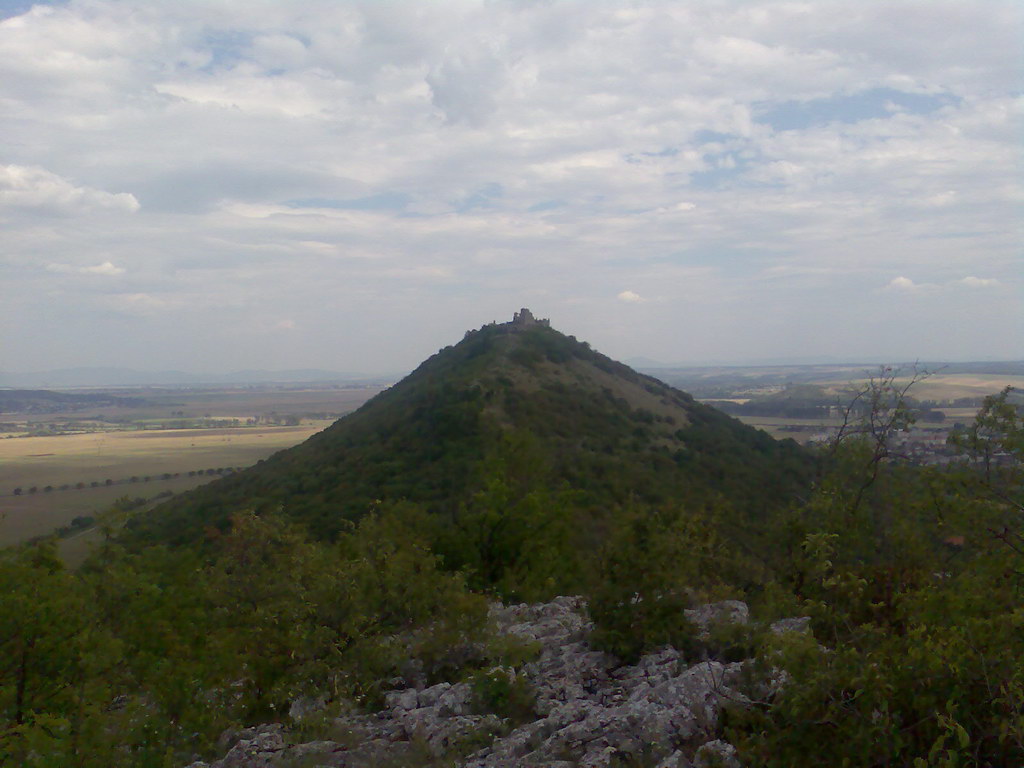 Jelení vrch z Medzeva (Slovenský kras)