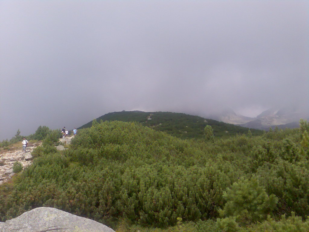 Kriváň zo Štrbského plesa (Vysoké Tatry)