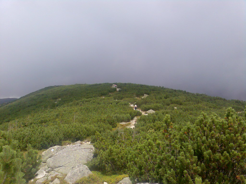 Kriváň zo Štrbského plesa (Vysoké Tatry)