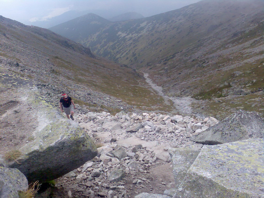 Kriváň zo Štrbského plesa (Vysoké Tatry)