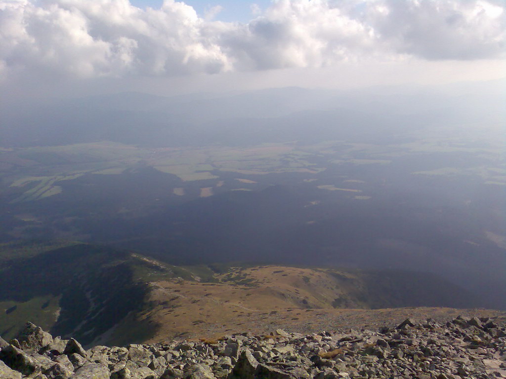 Kriváň zo Štrbského plesa (Vysoké Tatry)