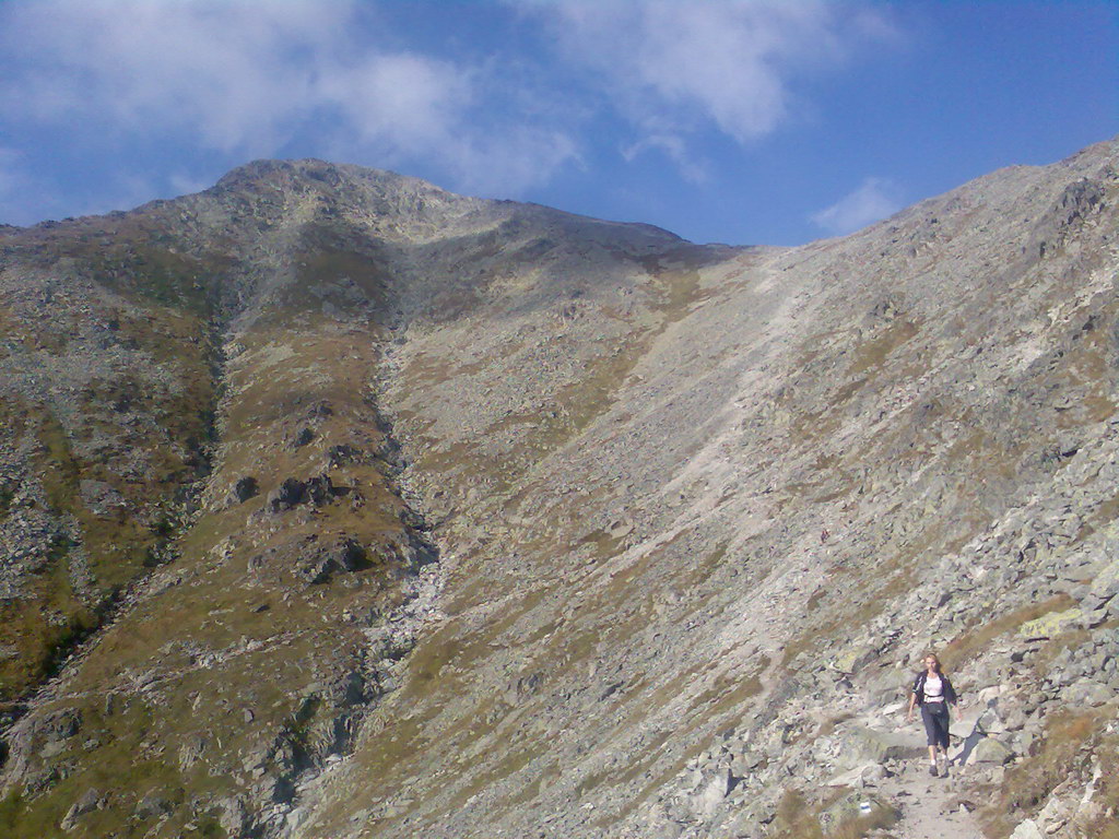 Kriváň zo Štrbského plesa (Vysoké Tatry)