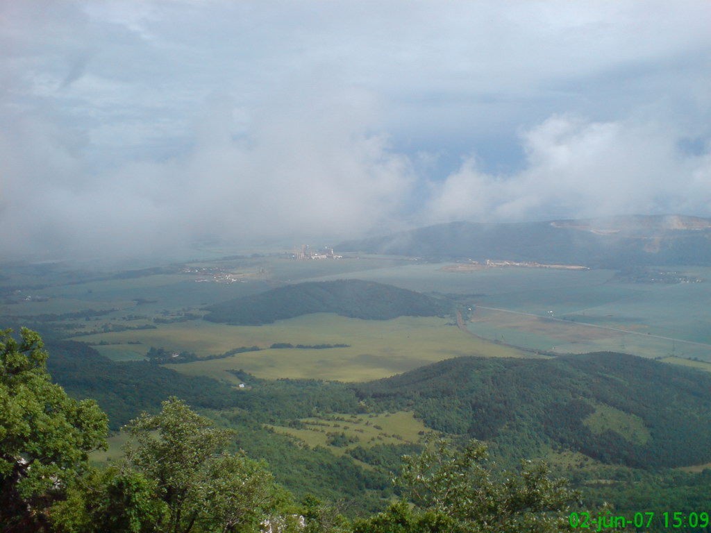 Pod Kresadlom (Slovenský kras)