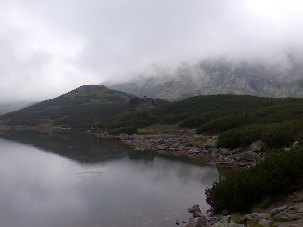 Schronisko w Dolinie Pięciu Stawów Polskich (Vysoké Tatry)