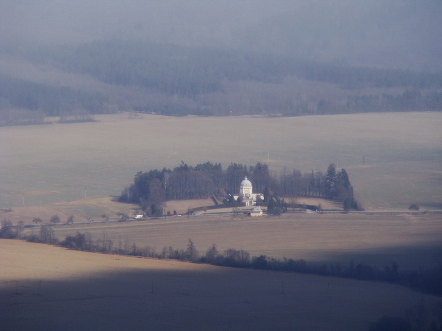 Dievčenská skala (Slovenský kras)