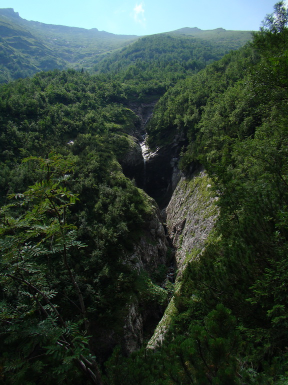 Vyšné Kopské sedlo Monkovou dolinou (Belianske Tatry)