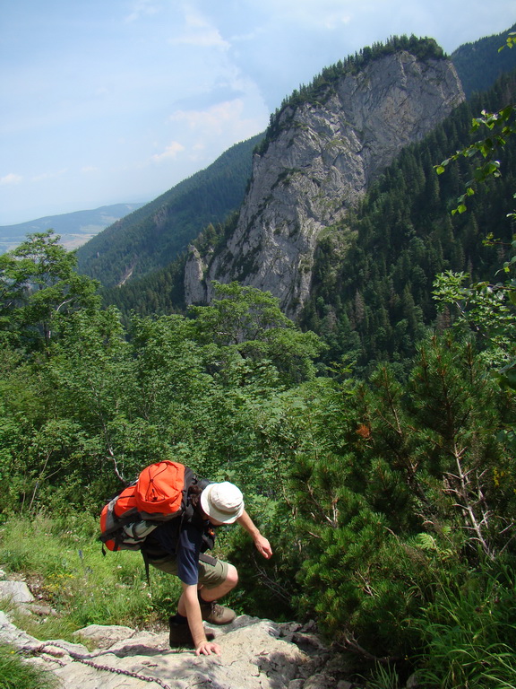 Vyšné Kopské sedlo Monkovou dolinou (Belianske Tatry)