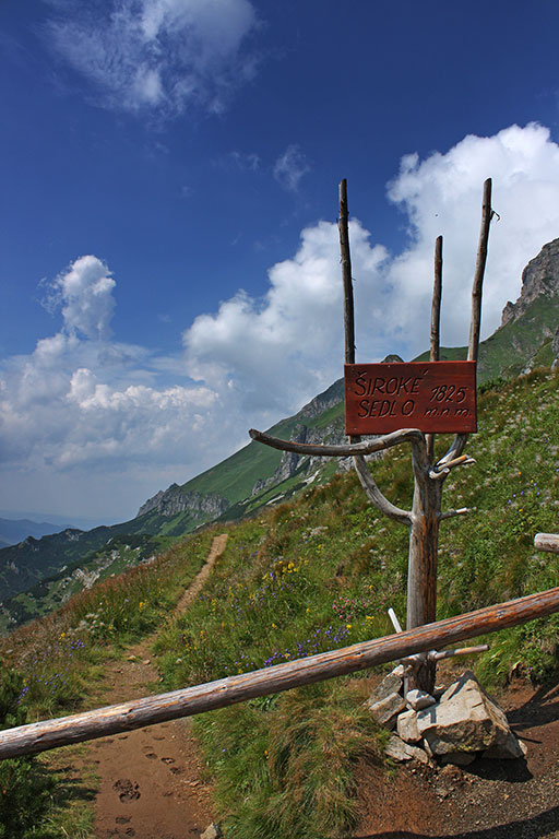 Vyšné Kopské sedlo Monkovou dolinou (Belianske Tatry)