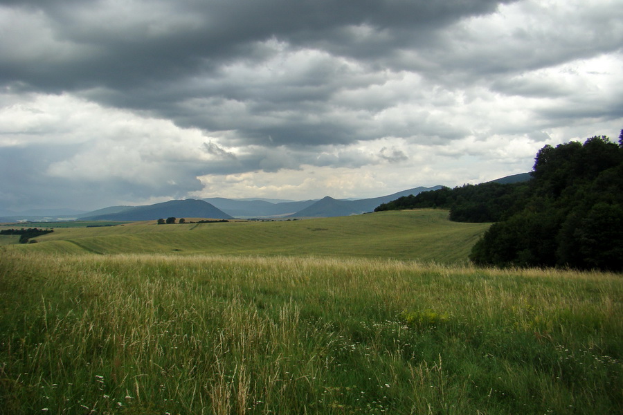 Prechod Koniarskou planinou (Slovenský kras)