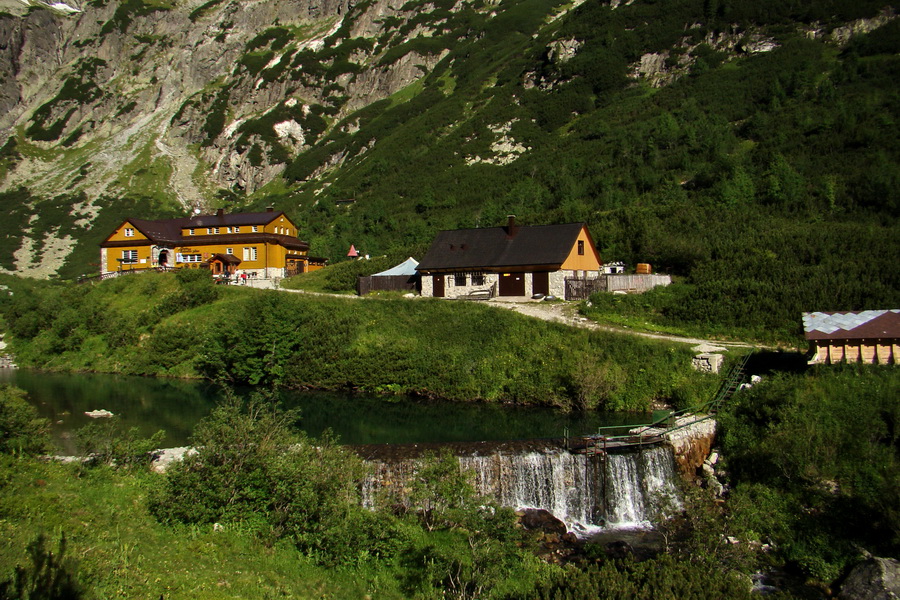 Jahňací štít so psom (Vysoké Tatry)