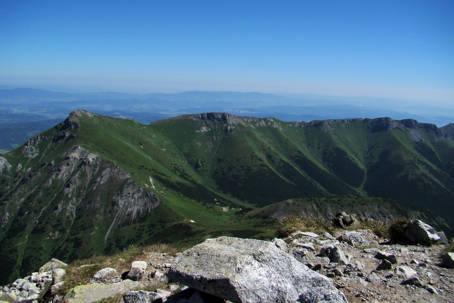 Jahňací štít so psom (Vysoké Tatry)