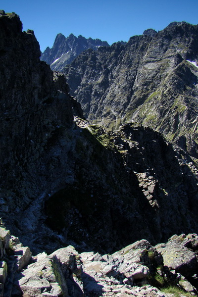 Jahňací štít so psom (Vysoké Tatry)