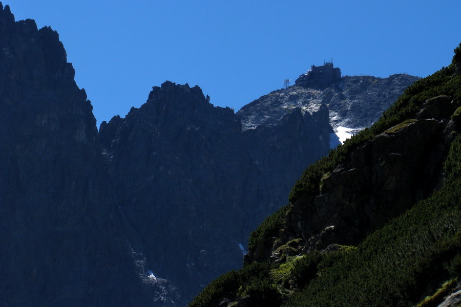 Jahňací štít so psom (Vysoké Tatry)