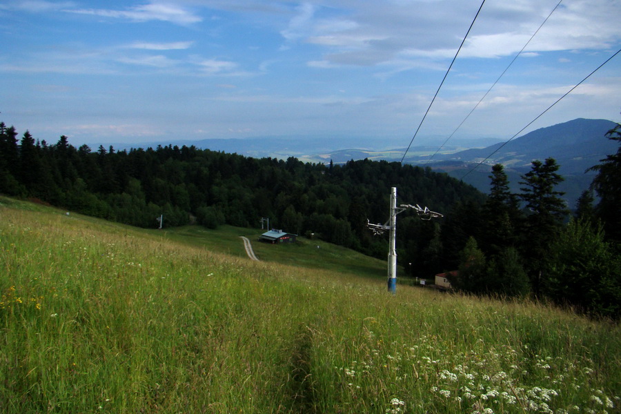 Biela skala z Krompách (cez Plejsy) (Volovské vrchy)