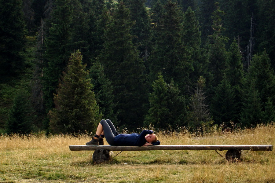 relax pred Schroniskom na Hali Miziowej