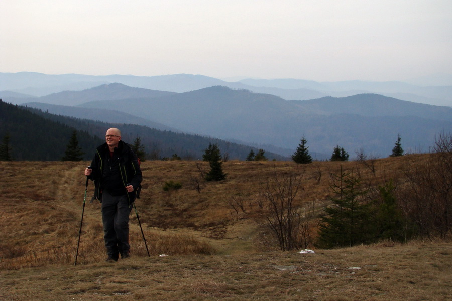 Kato zdoláva posledné výškové metre na vrchol