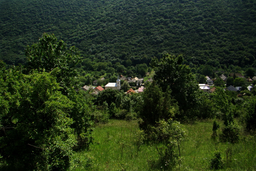 sedlo Železná brána z Drienova (Slovenský kras)