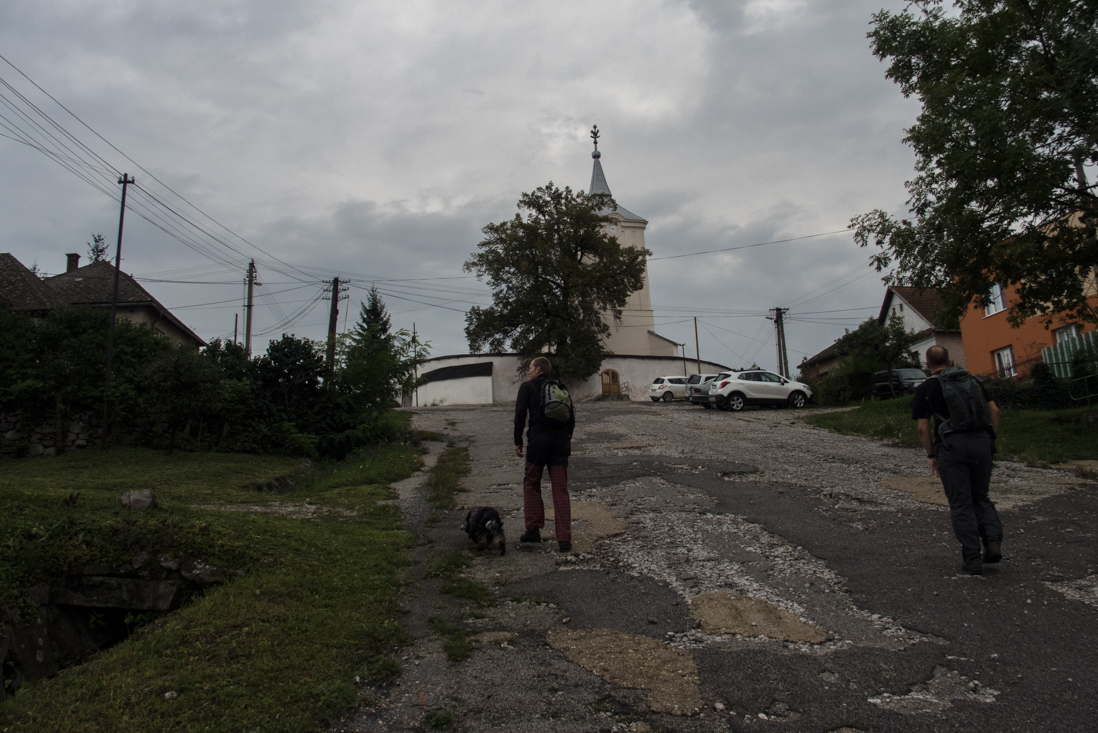 Dievčenská skala zo Silice (Slovenský kras)