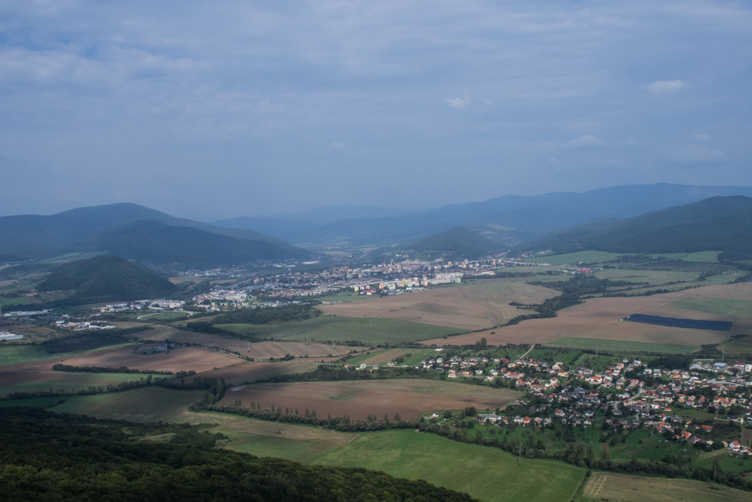 Dievčenská skala zo Silice (Slovenský kras)