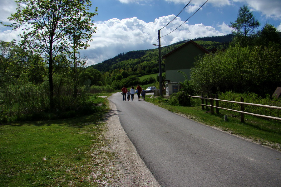 Folkmarská skala cez Turniská (Volovské vrchy)