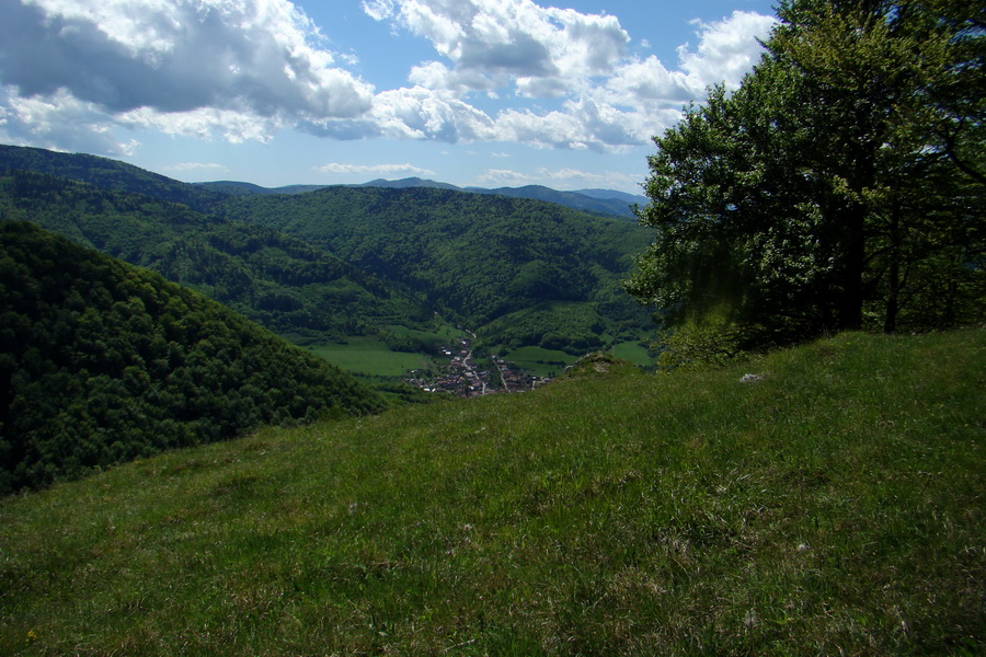 Folkmarská skala cez Turniská (Volovské vrchy)