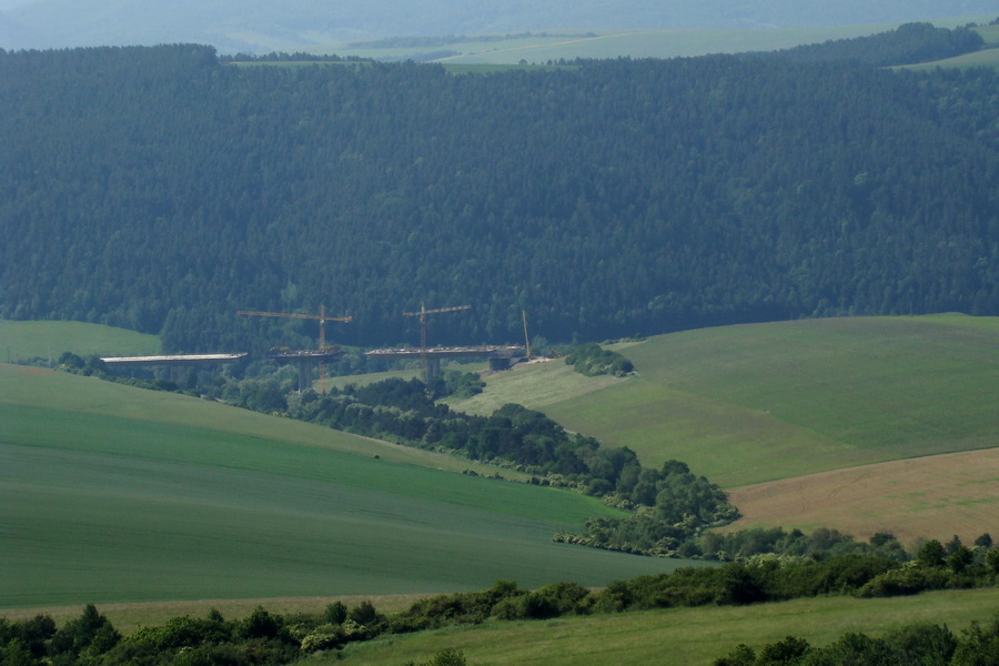 Hrebeňovka Bachurne a Braniska (Branisko)