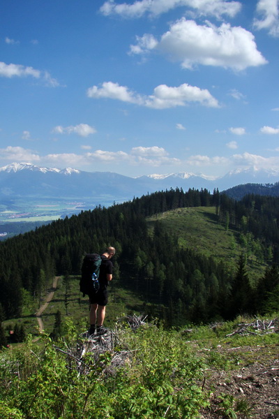 výhľad na Brtkovicu a Západné Tatry