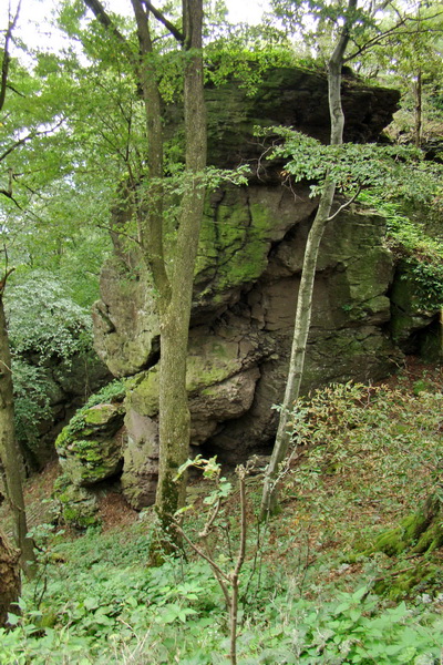 Šimonka a Zámutovské skaly (Slanské vrchy)