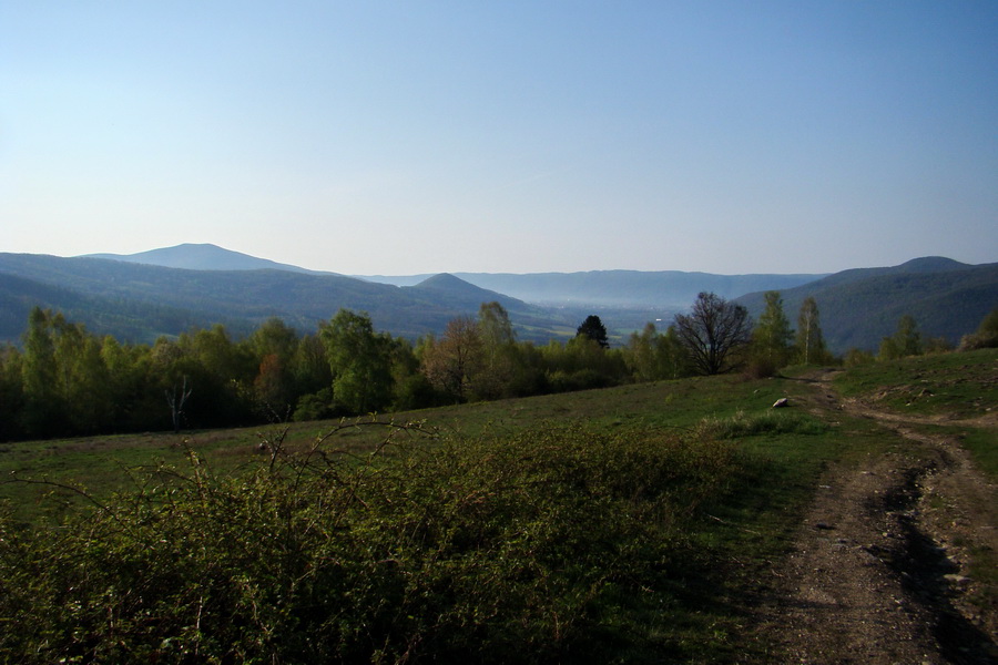 Skalisko z Betliara (Volovské vrchy)