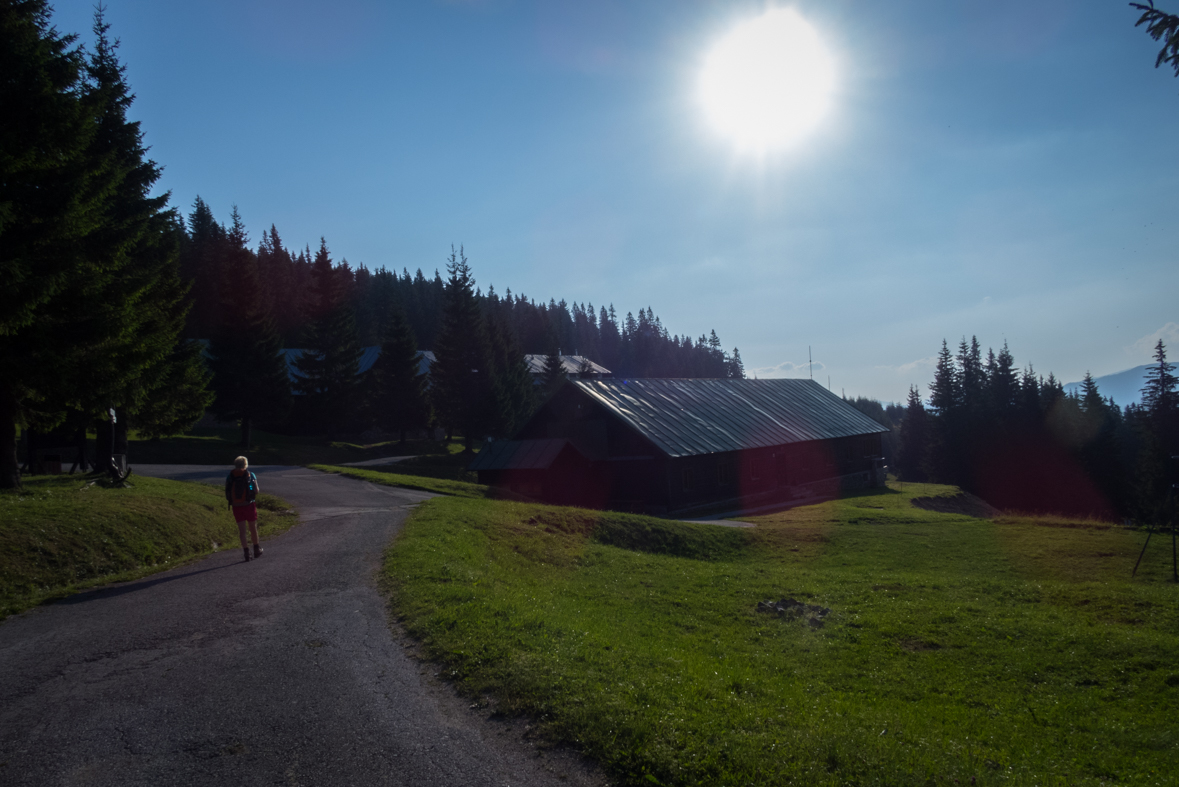 Cez Nižné Šiprúnske sedlo do Ružomberka (Veľká Fatra)