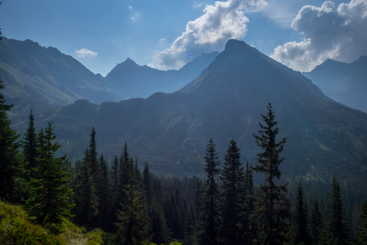 Hladké sedlo z Troch studničiek (Vysoké Tatry)