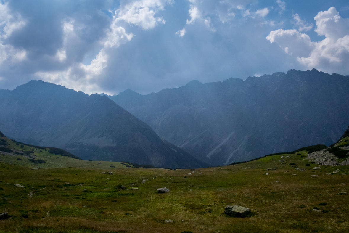 Hladké sedlo z Troch studničiek (Vysoké Tatry)